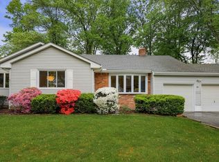 20 Sandy Hill Rd, Westfield, NJ 07090