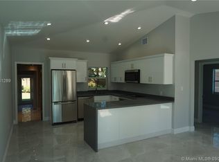 3131 SW 27th St, Miami, FL 33133