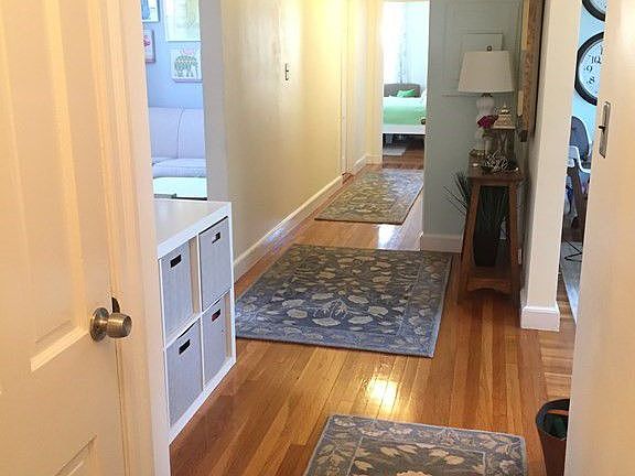 2nd image of 94 Marion St APT 6