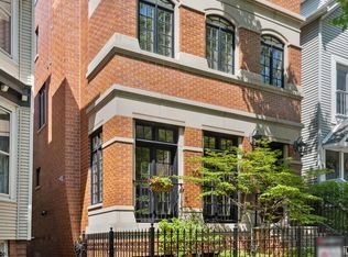 1420 W George St, Chicago, IL 60657