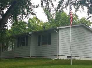 5017 Northbrook Ct, Davenport, IA 52806