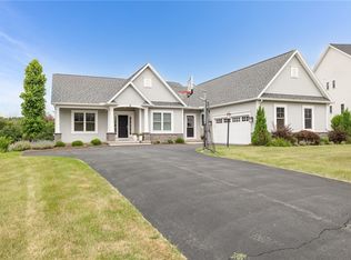16 Escena Rise, Pittsford, NY 14534