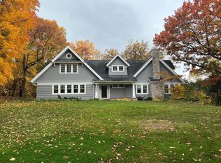 2660 Maplewood Cir E, Wayzata, MN 55391