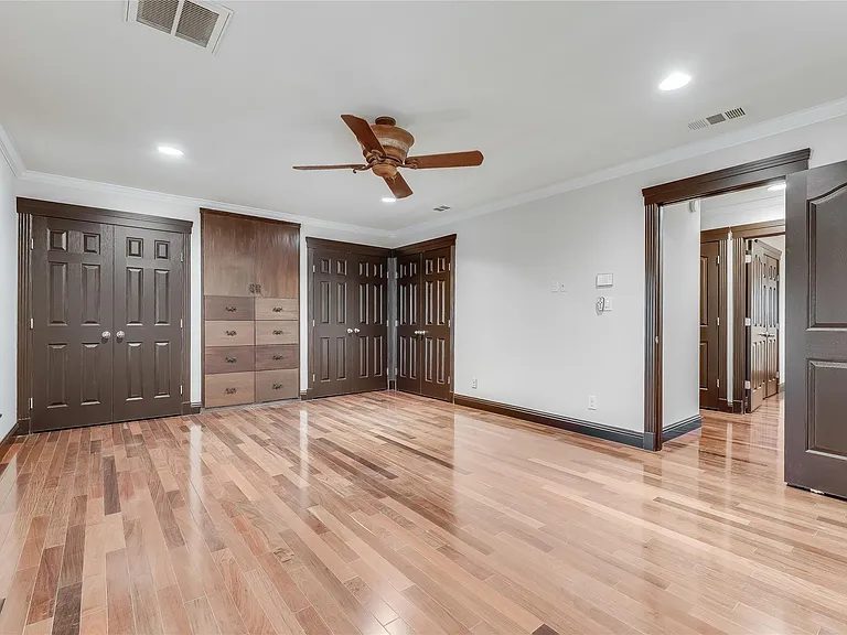 4900 Balcones Dr — Photo 30