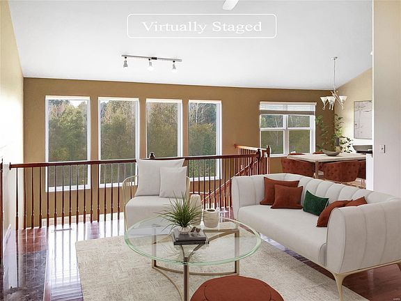 3rd image of 13120 Crestwood Bend Ln