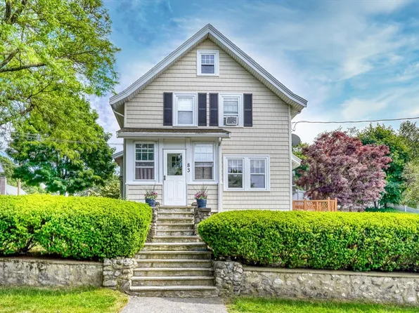 83 Park St, Melrose, MA 02176