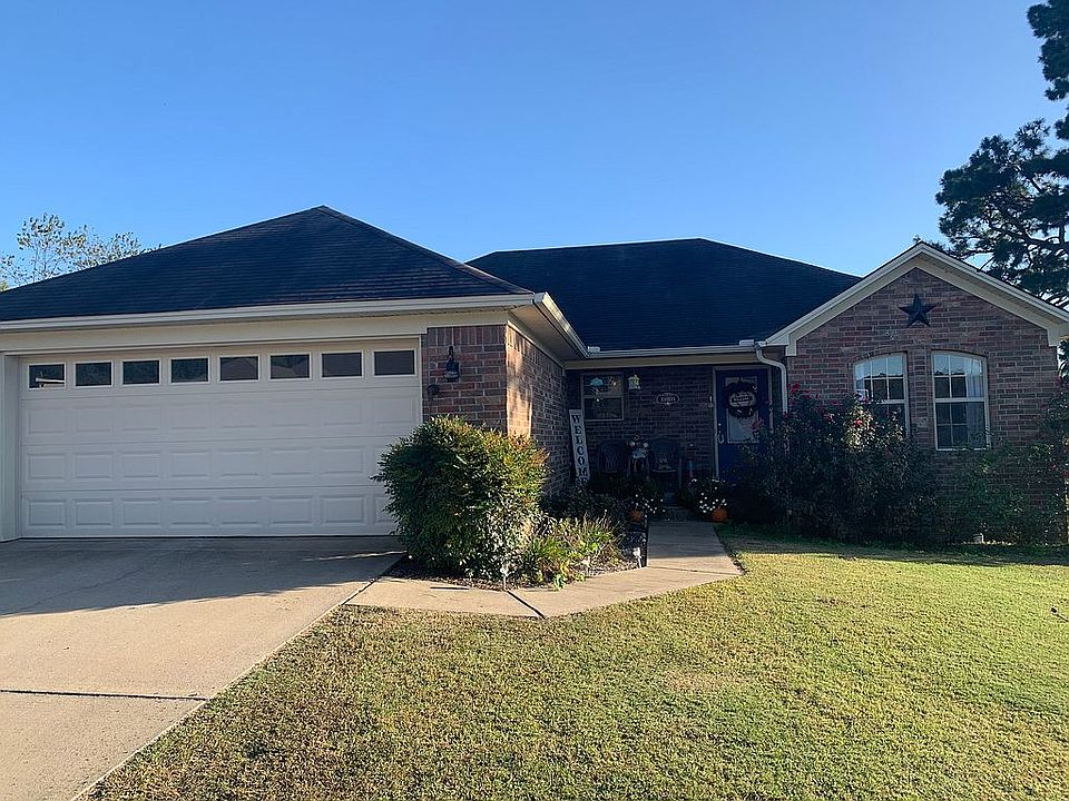 1st image of 104 Barger Cir
