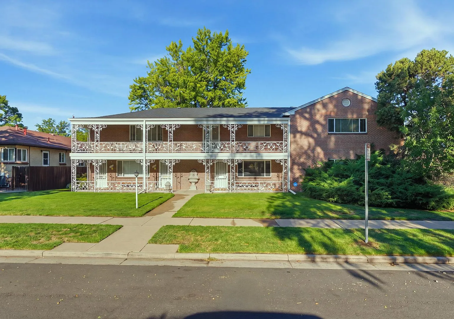 Wash Park 2-Bedroom, 2- Bathroom Condo Available in August — Photo 2