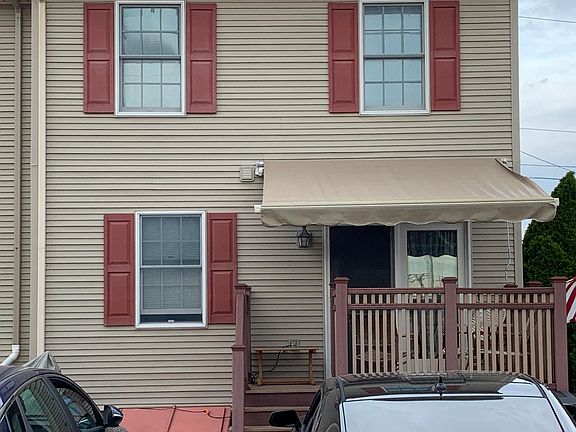 2nd image of 748 Eichelberger St