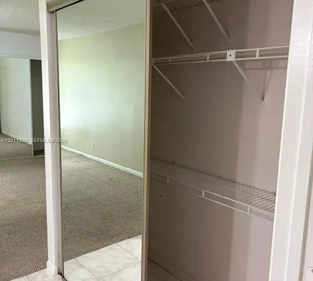 667 Woodgate Ln #B — Photo 13