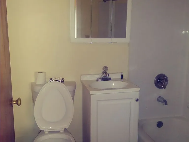 2307 Auburn St — Photo 5