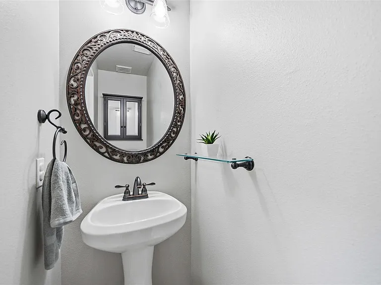 71 Summerhaze Cir — Photo 12