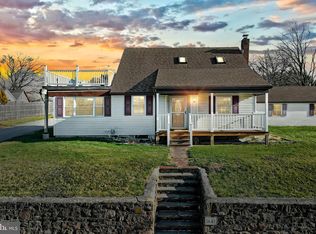 64 Baltimore St, Spring Grove, PA 17362