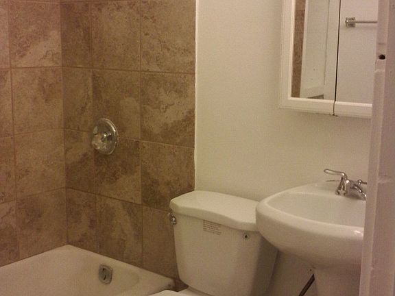 1ST FLOOR BATHROOM