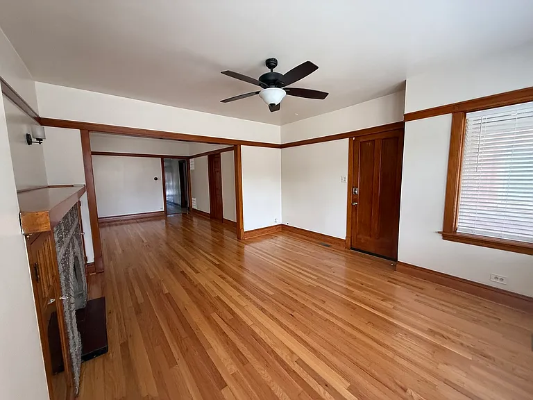 2252 N Laramie Ave #1 — Photo 6