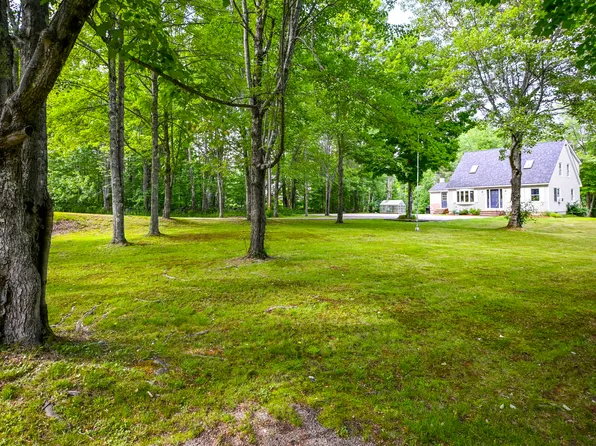 266 Sokokis Trail S, Limerick, ME 04048