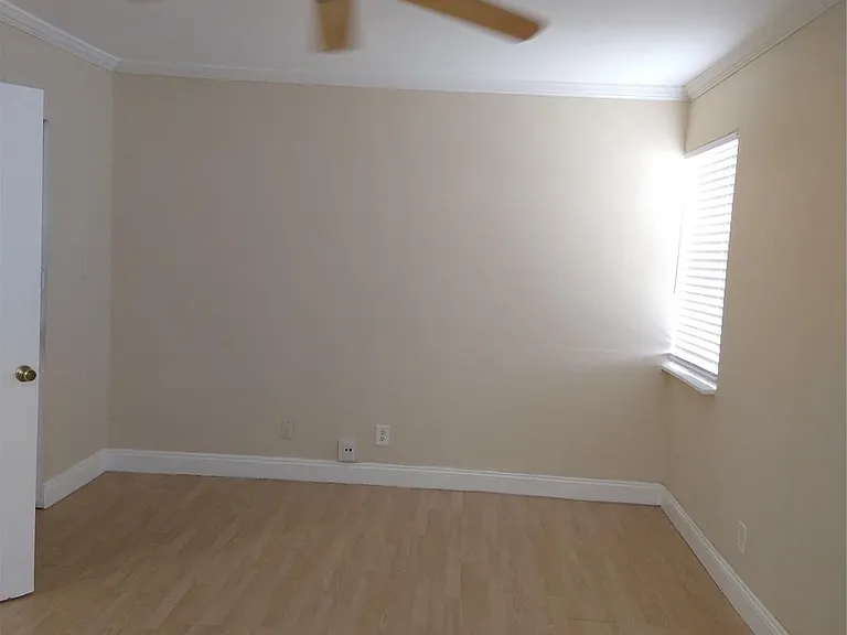 8903 NW 28th Dr #8 — Photo 15