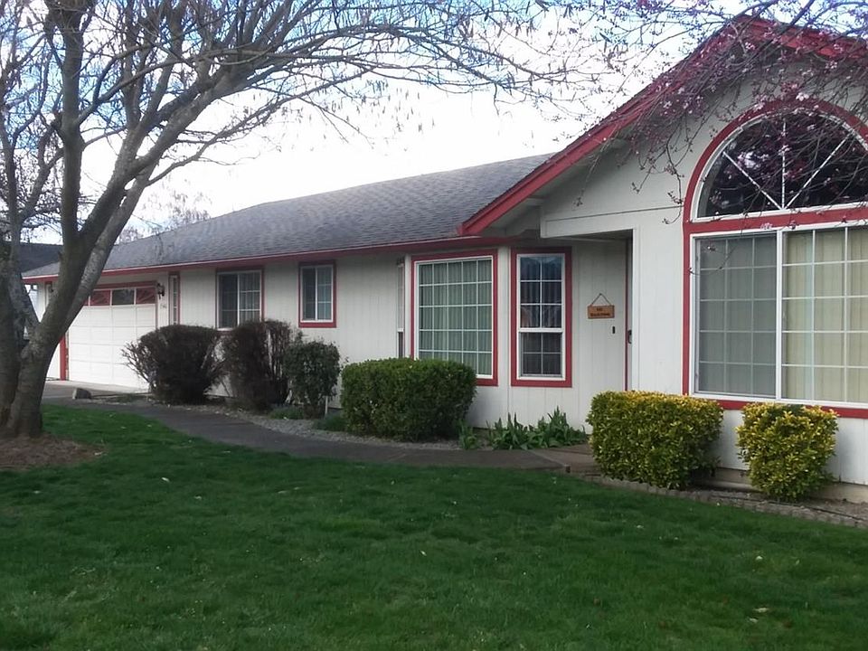 1st image of 1546 Williamsburg Cir