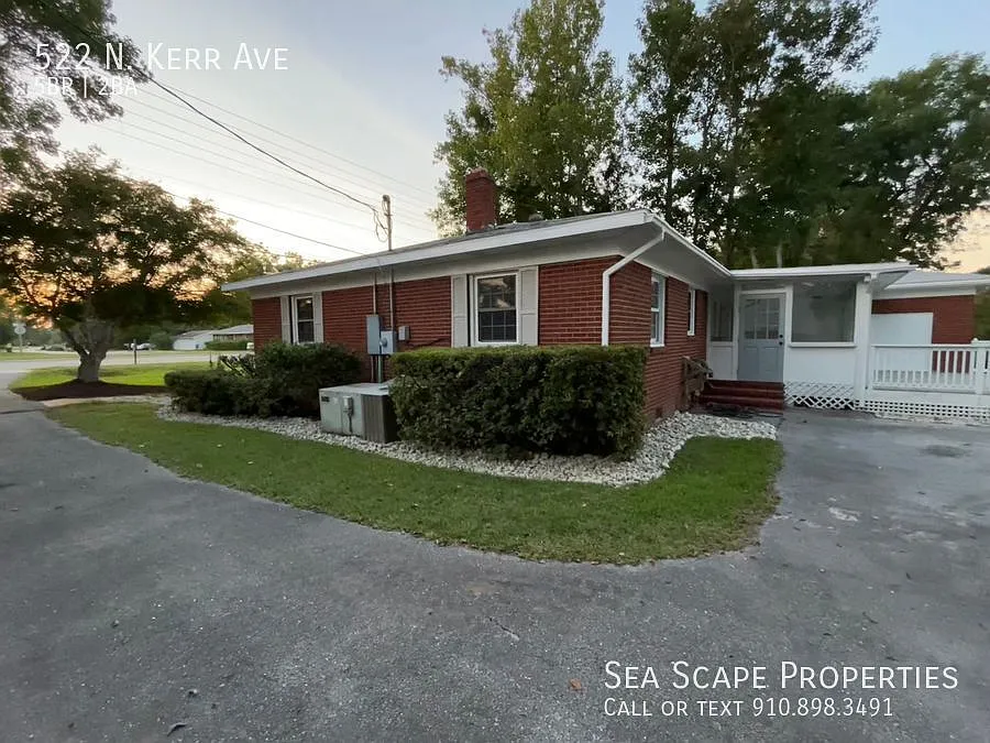 Building Photo - 522 N Kerr Ave