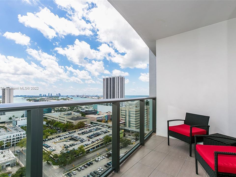 1st image of 1600 NE 1st Ave APT 1703