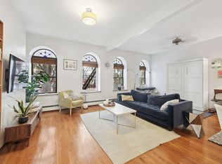 220 E 10th St APT 2F, New York, NY 10003