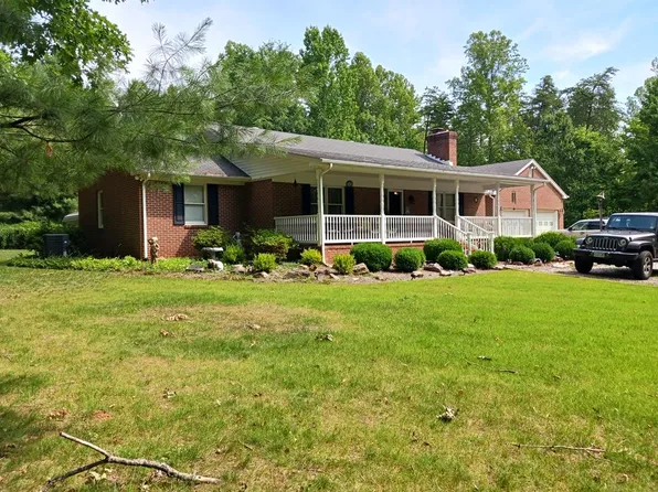4585 Crab Orchard Rd, Keysville, VA 23947
