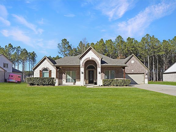 2nd image of 1378 Road 66113