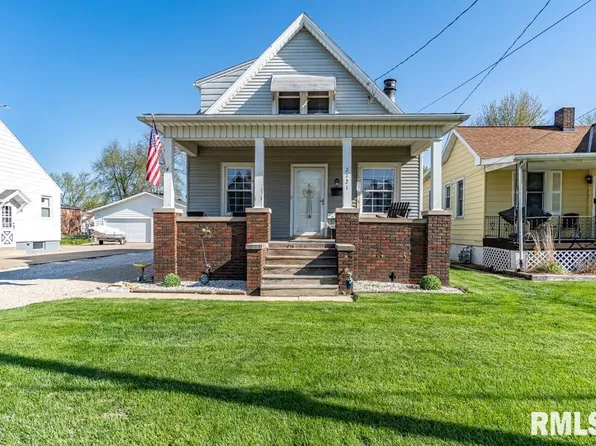 2121 W Clarke Ave, West Peoria, IL 61604