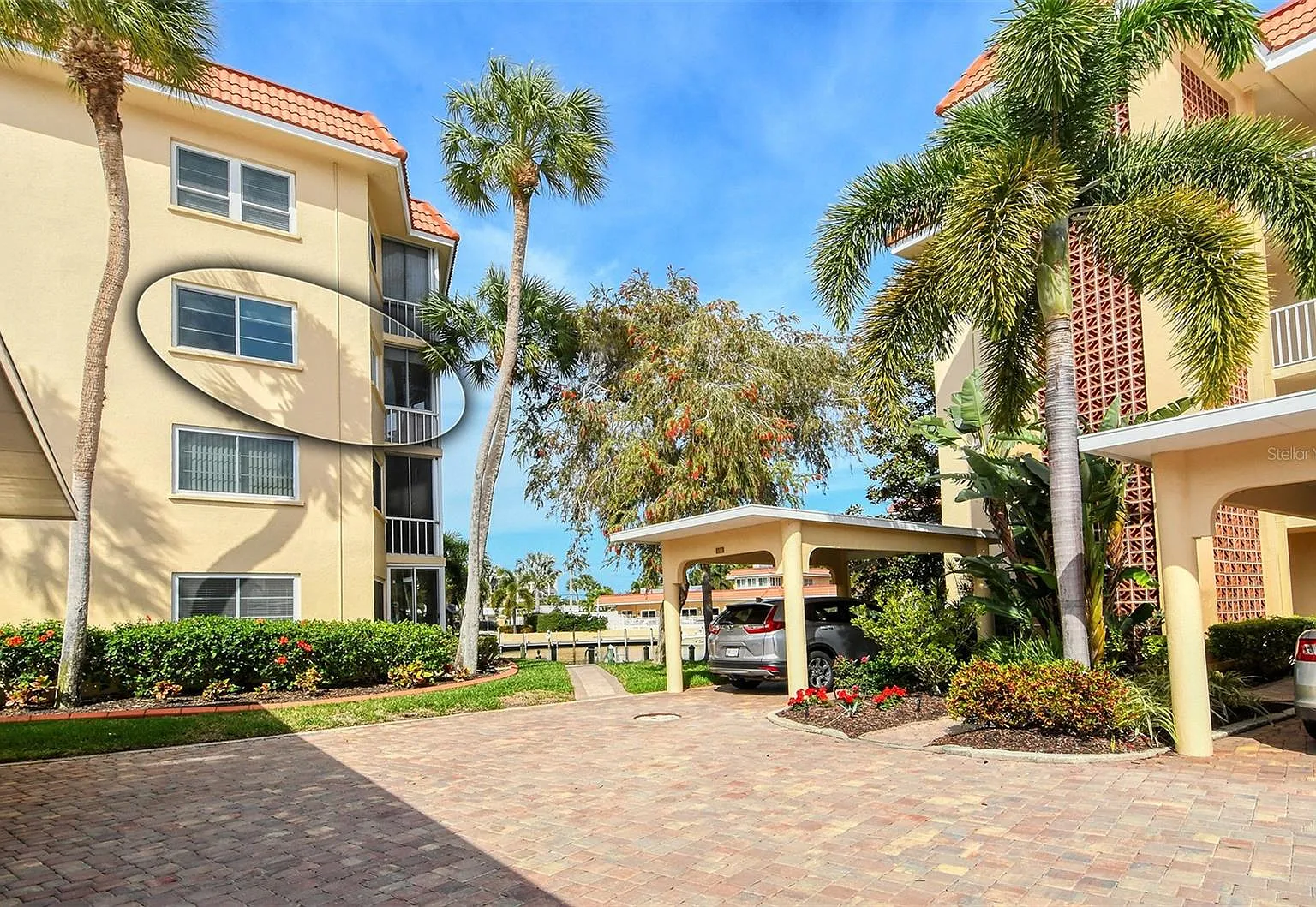 1215 S Portofino Dr — Photo 1