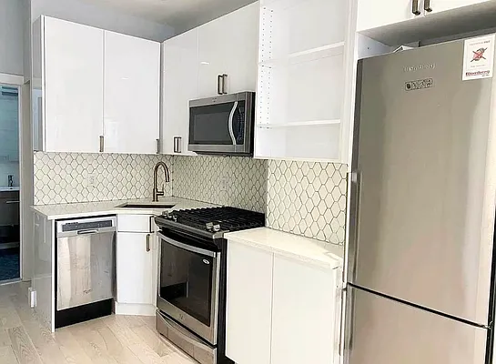 Rented by Corcoran | media 6