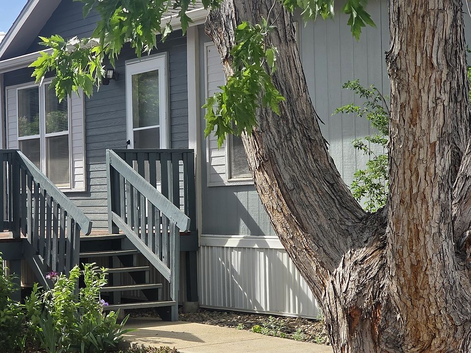 1st image of 403 S Burlington Ave