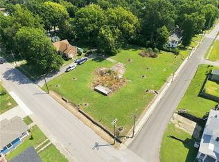 404 N Main St, Carrollton, MO 64633