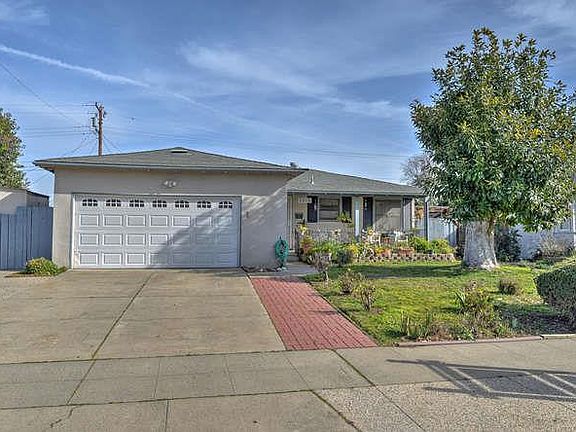 2nd image of 2216 Tamie Ln