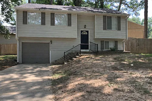 1480 Muirfield Dr Photo 1