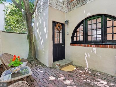 2410 Delancey Pl, Philadelphia, PA, 19103