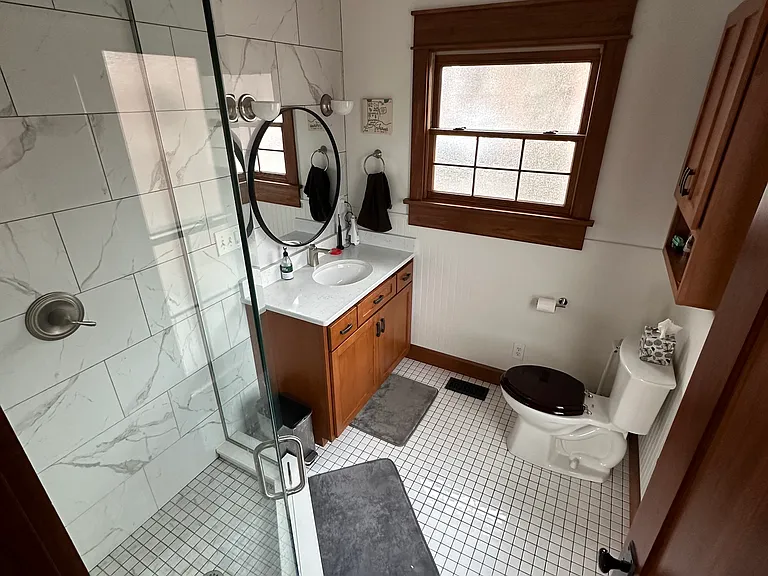 417 S Henderson St — Photo 7