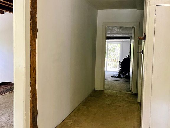 5th image of 707 Springtown Road