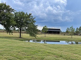 7 Old Columbus Rd N, Sealy, TX 77474