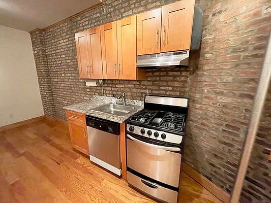 4th image of 326 21st St #1LL