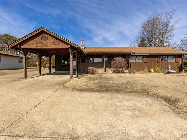 6229 Highway 32, Farmington, MO 63640
