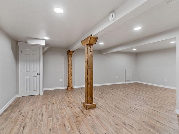 2nd image of 1917 W Mallon Ave #5