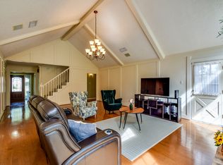 16302 Sir William Dr, Spring, TX 77379