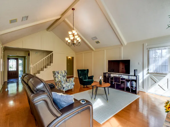 16302 Sir William Dr, Spring, TX 77379