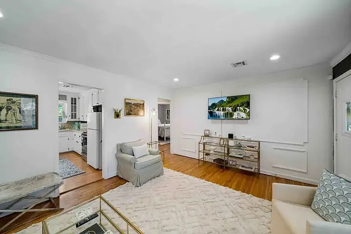 4761 S Cincinnati Ave — Photo 9