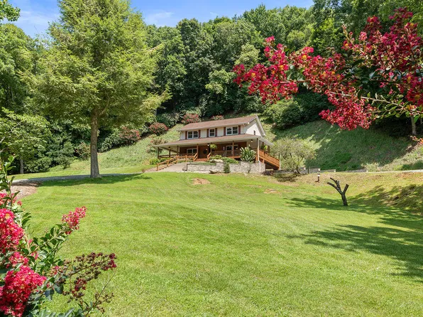 2694 Lakey Creek Rd, Franklin, NC 28734