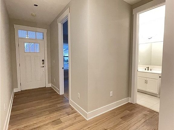 3rd image of 4367 Cottage Park Dr