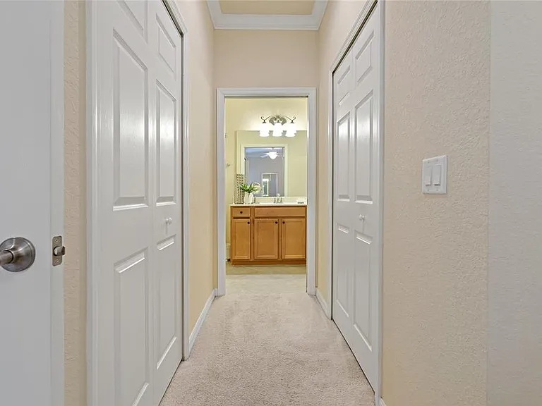 7015 River Hammock Dr #405 — Photo 12