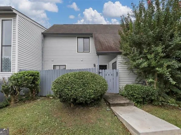244 Country Club Dr, Jonesboro, GA 30238