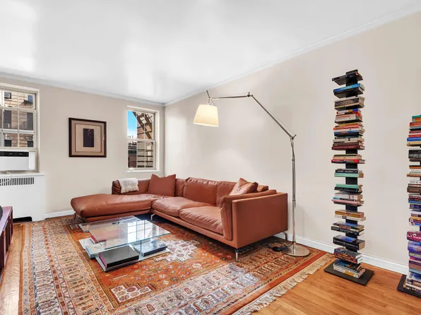 75 Bank Street image 1 of 6