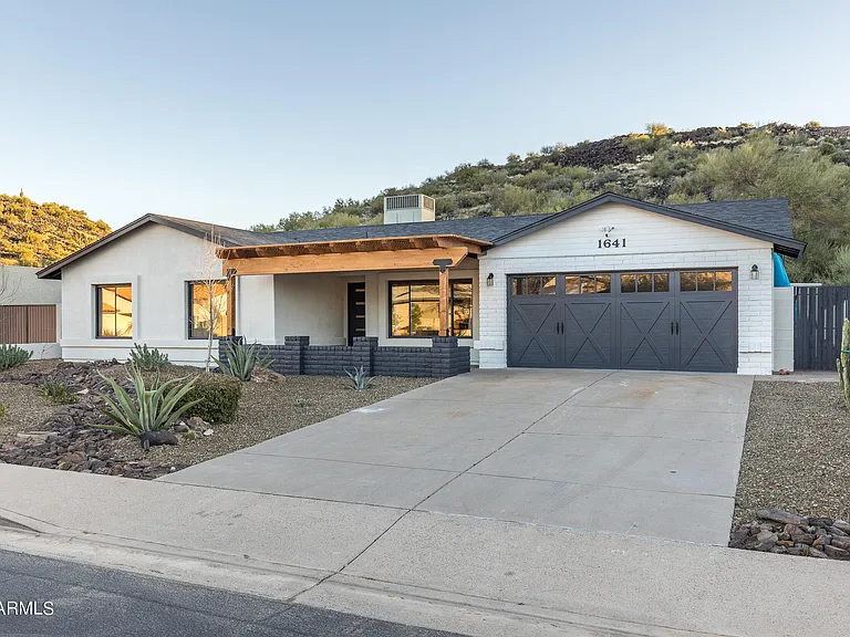 1641 W Evans Dr — Photo 52